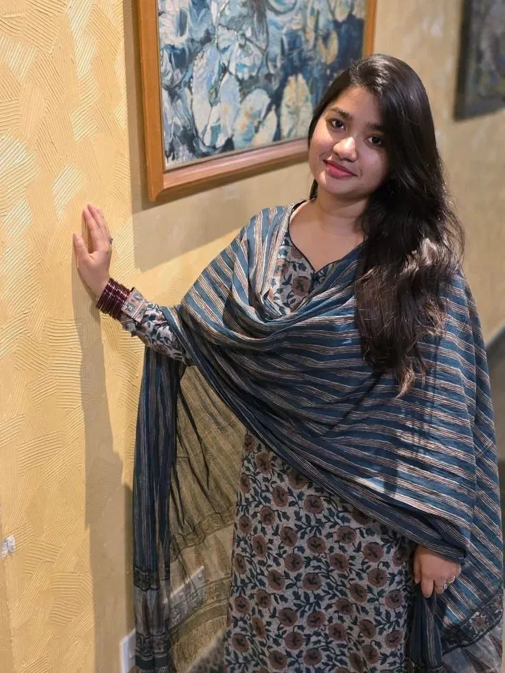 Whatsapp Number Available For Talk 1743